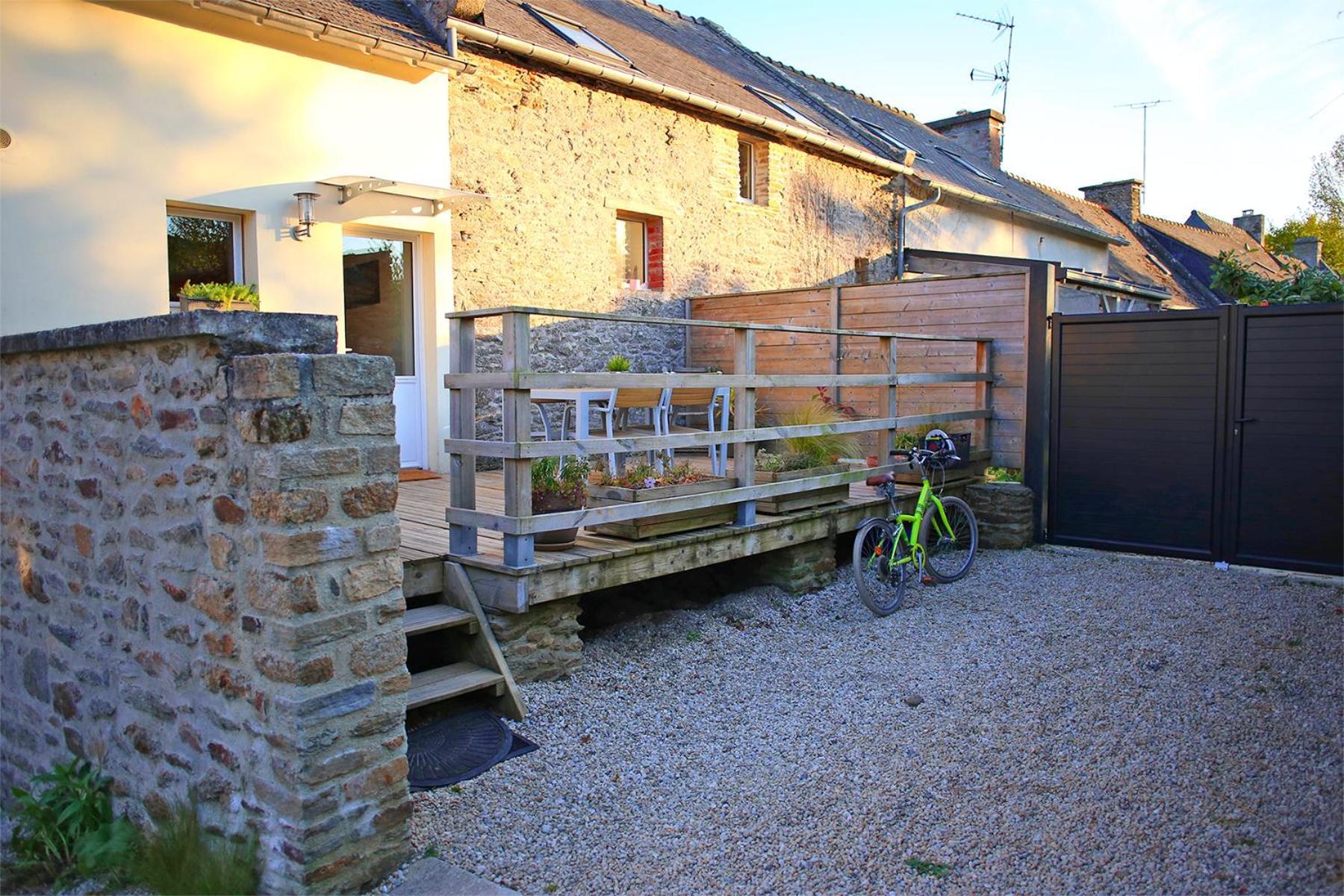 Og Gite Le Minihic-sur-Rance Exterior photo